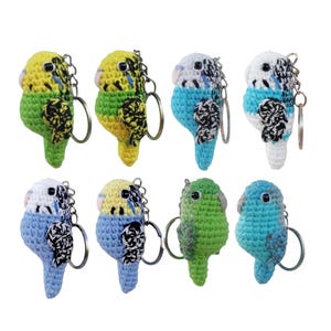 Budgie Bird Keychain / Parakeet Gift for Bird Mom / Budgerigar Plush Toy Accessory / Crochet Bird Keychain for Kids