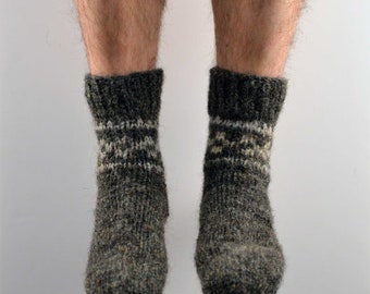 Hand knitted socks 100% natural wool for men size 40-41