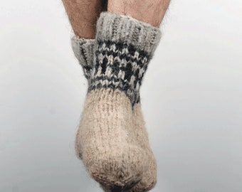 Hand knitted socks 100% natural wool for men size 41-42