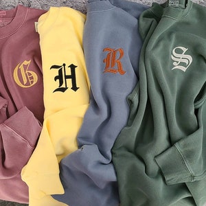 Alumni - House Pride | personalized embroidered unisex sweatshirt