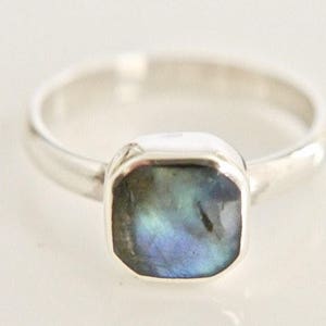 Labradorite Ring Handmade Silver Ring set with Labradorite
