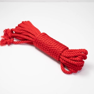 Red Bamboo Silk Rope