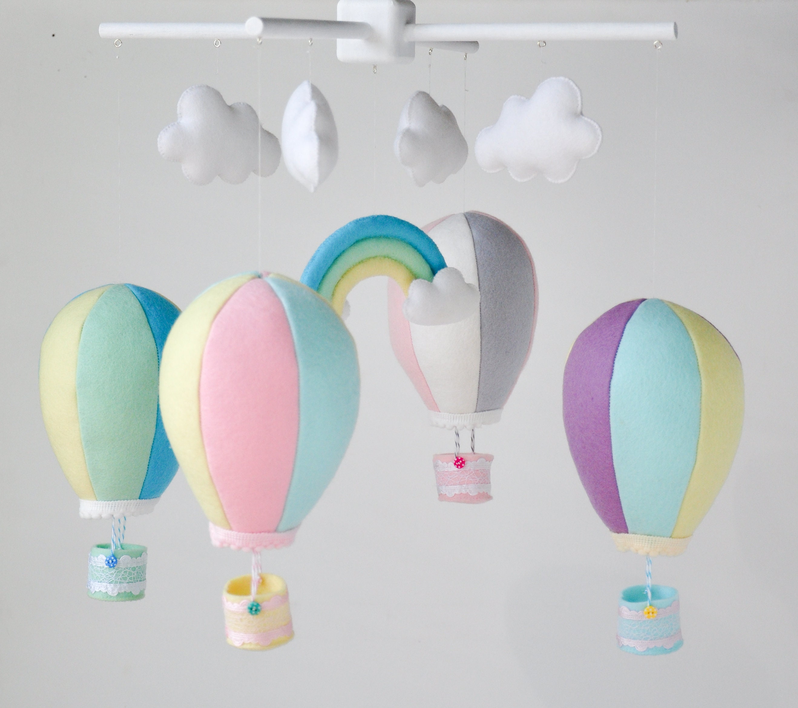 Hot Air Balloon Baby Mobile Felt Baby Mobile Felt Balloon Rainbow Color Mint Pink Pastel Color