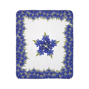 Sherpa Blanket with Texas Bluebonnets Star Design - Cozy Fleece Throw, Texas Wildflower Home Decor, Gift for Texan, Texas Pride Blanket,