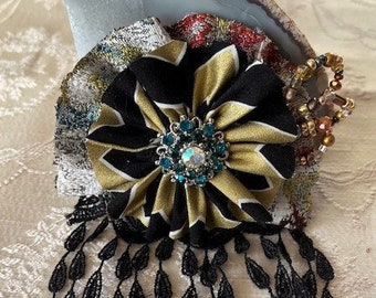 brooc, corsage, custom designed fabric brooch, fabric brooch, fabric flower brooch, MADE IN USA, textile art brooch, art wear corsage,