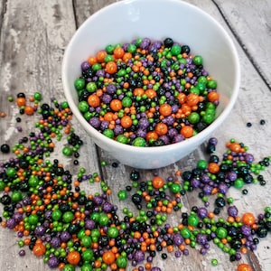 Halloween Sprinkle Wreath - edible sprinkles