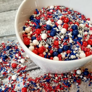 Patriots superbowl edible sprinkles-4oz