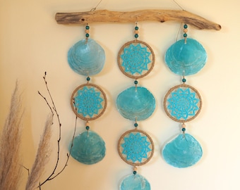 Zee en strand dromenvanger, dromenvanger met schelpen, dromenvanger capiz schelpen, gehaakte dromenvanger schelpen, gehaakte muurdecoratie