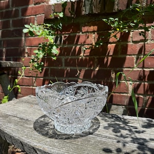 Stunning Pressed Cut Crystal Serving Bowl | Heavy 3.5 lbs