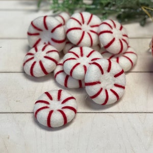Oversized Felt peppermints / loose peppermints / Christmas decor / diy garland / hair accessories / tree accessory / felt garland