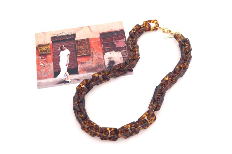 gucci eyeglass chain