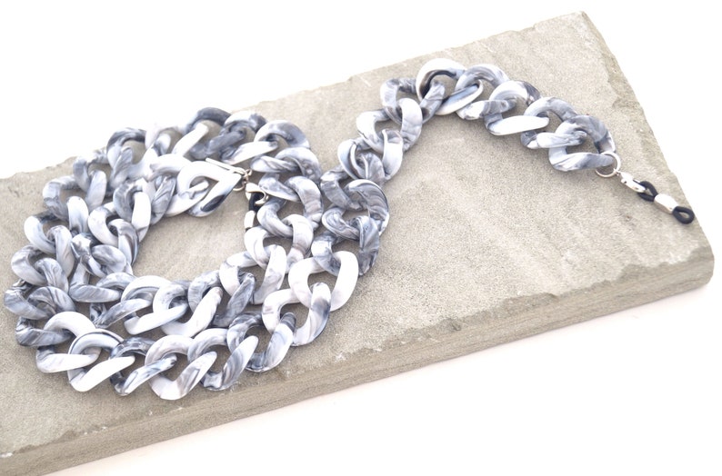 Acrylic Chain Necklace for Glasses Modern Chunky Sunglasses Holder SPECSET Eyewear Chain