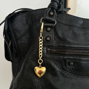Gold Heart Pendant Bag Charm, Luxury Handbag Decoration, Gold Purse Chain Accessory, Cute Chain Bag Tag, Custom Bag, Adorable Gift for Her