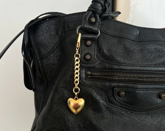 Gold Heart Pendant Bag Charm, Luxury Handbag Decoration, Gold Purse Chain Accessory, Cute Chain Bag Tag, Custom Bag, Adorable Gift for Her
