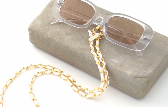 chanel eyeglass chain