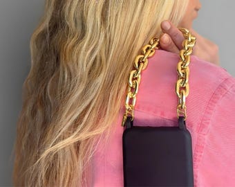 Chunky Gold Phone Chain Strap – Statement Wrist Lanyard, Luxury Phone Charm