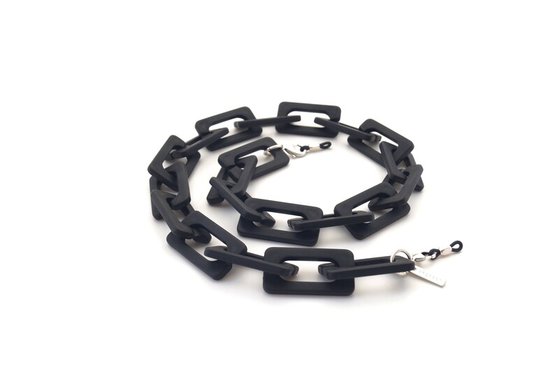 gucci eyeglass chain