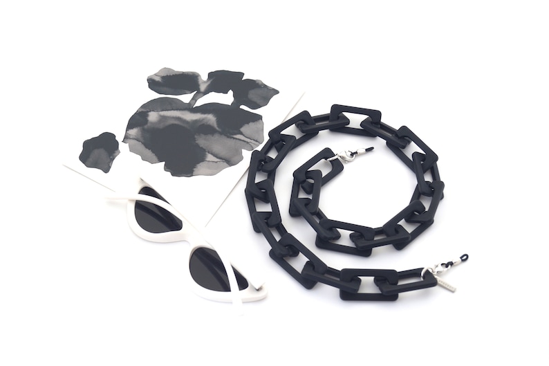 gucci eyeglass chain