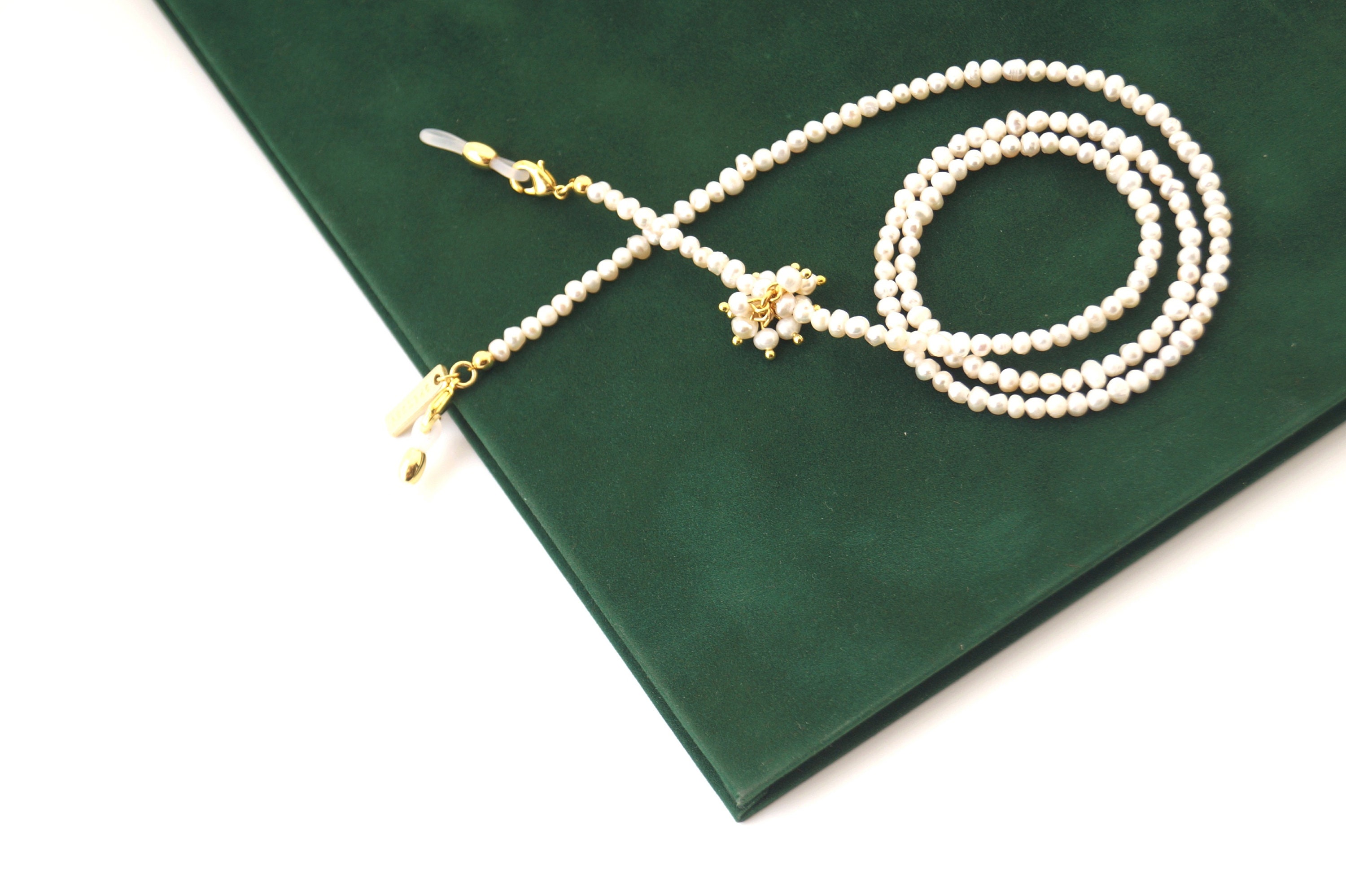 Freshwater Pearl Eyeglass Chain: Elegant Glasses Necklace  display picture 3