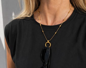 Glasses Holder Necklace | Gold Ring Eyewear Necklace | 18K Gold Stainless Steel | Minimalist Jewelry