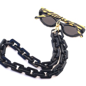 gucci eyeglass chain