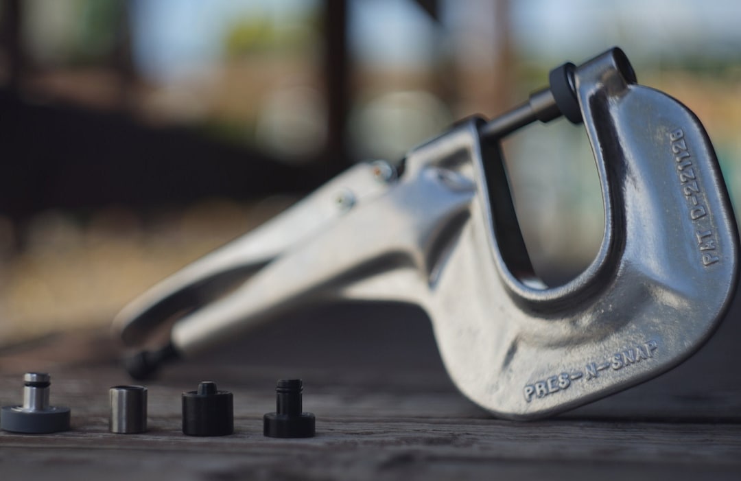 Hoover Press N' Snap Tool for Buttons, Grommets, Snaps Tool best Price