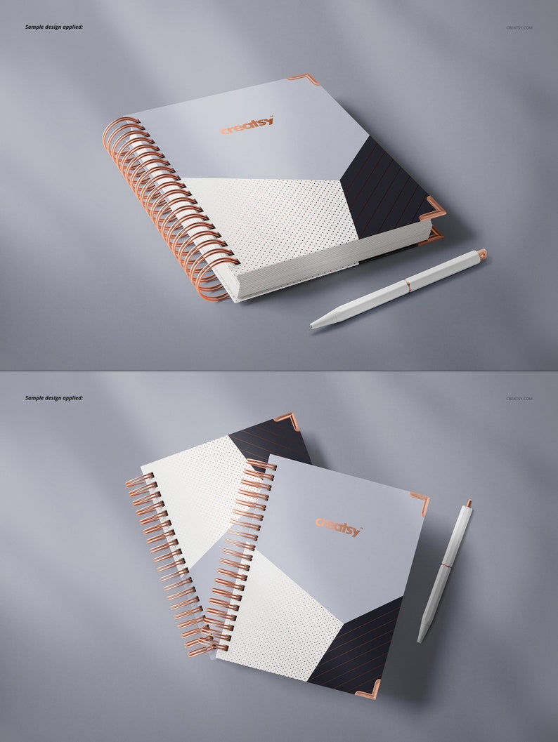 Op de afbeelding: Twee spiraalgebonden notitieboekjes met een geometrisch ontwerp in wit, grijs en zwart. De notitieboekjes hebben een koperkleurige binding en het woord "creatsy" staat op de voorzijde gedrukt.