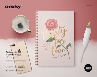 Mockupset A4 notebook: PSD-sjabloon met foliestempel
