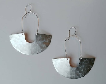 Earring Silver - Goddess Shield Textured - ENARMOURED