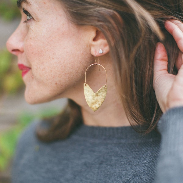 Earring Brass - Tulip Shield Mini - ENARMOURED