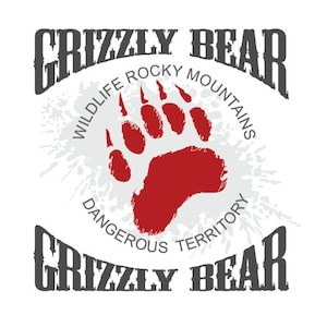 Puede incluir: Una huella de pata de oso roja en un círculo blanco con el texto "Wildlife Rocky Mountains Dangerous Territory" alrededor de la huella de pata. El texto "Grizzly Bear" está arriba y abajo del círculo.