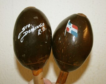 Wooden Maracas, Souvenir Santo Domingo vintage, Wooden Shakers, Musical Instrument, Rhumba Maracas-Home furnishings