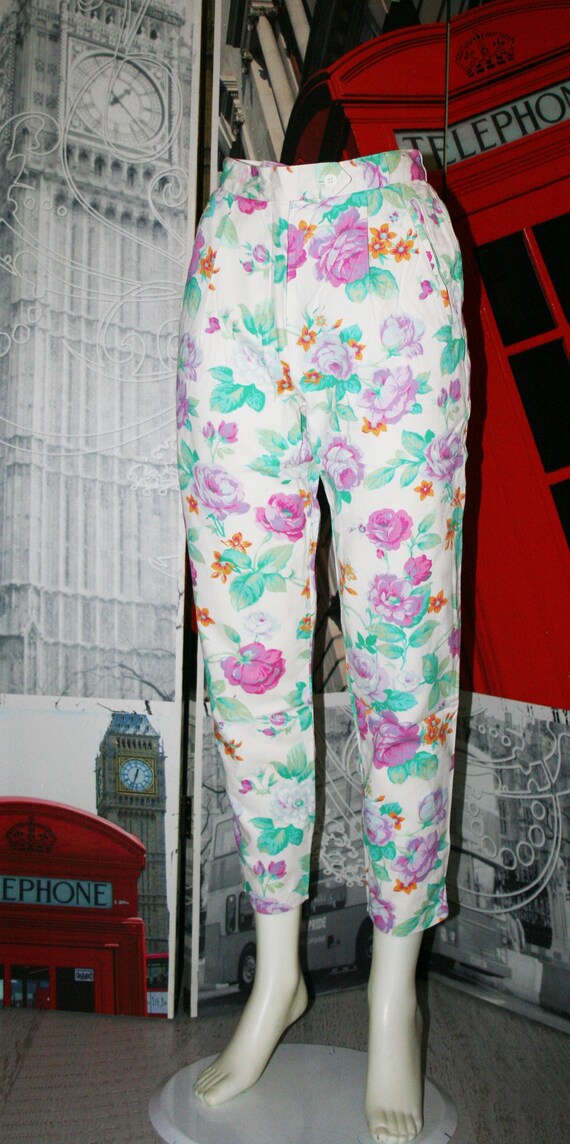 Green Embroidered Vintage High Rise Pants Vintage Women\u2019s Capri Pants Size XL Waist Wide Leg Pants for Woman