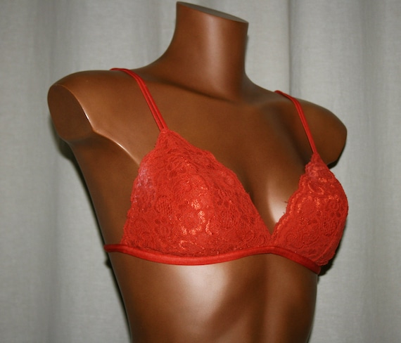 BRA and slip / EMBROIDERED tulle / Made in Italy / intimissimi / sexy  /Coral color/ Gift for her/ Christmas gift -  Polska