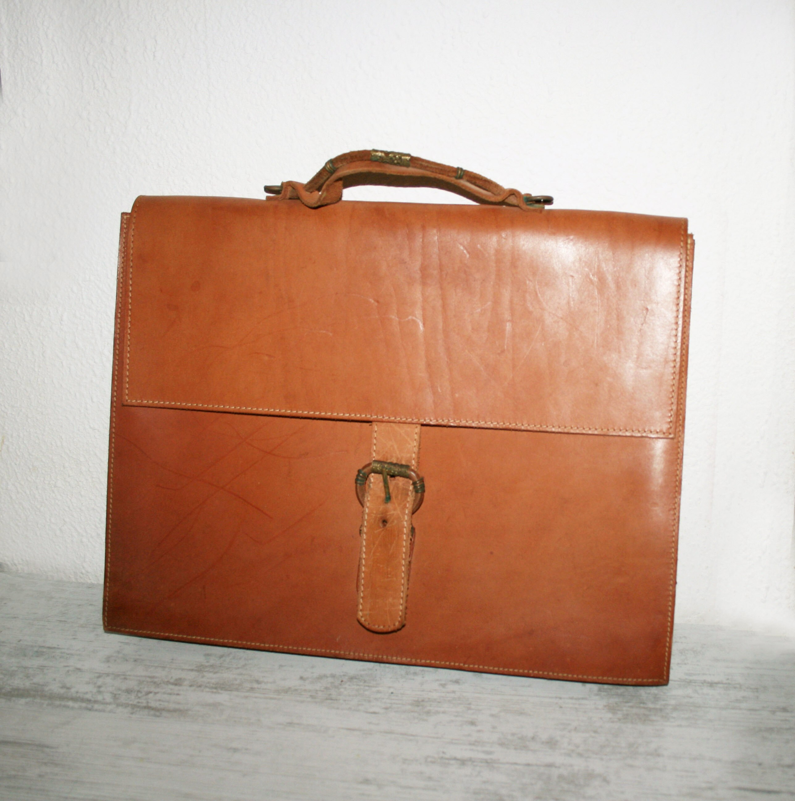 70s SCHOOL BAG, Hippie Leather Briefcase, Large 80s Vintage Messenger Bag,  15 L