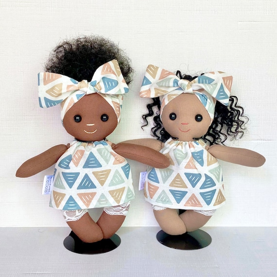 Alimrose Doll Stand - White Alimrose Doll Stand - White