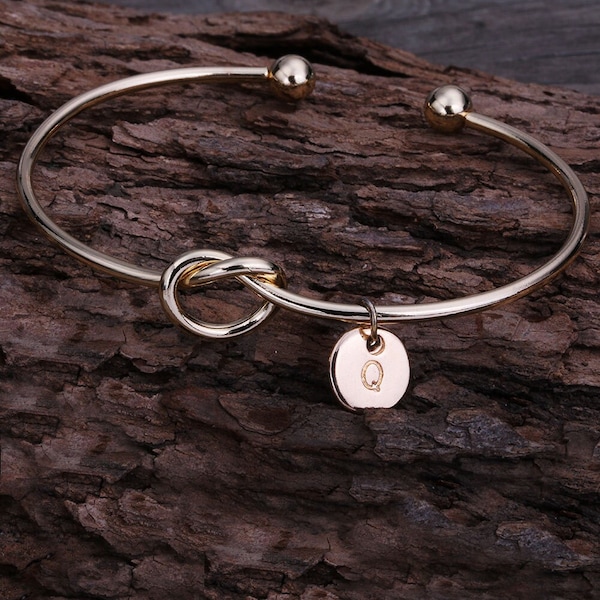 Personalized Gift, Knot Bracelet, Women's Gift, Gift for Mom, Jewelry Gift, Birthday Present, Birthday Jewelry, Initial Gift