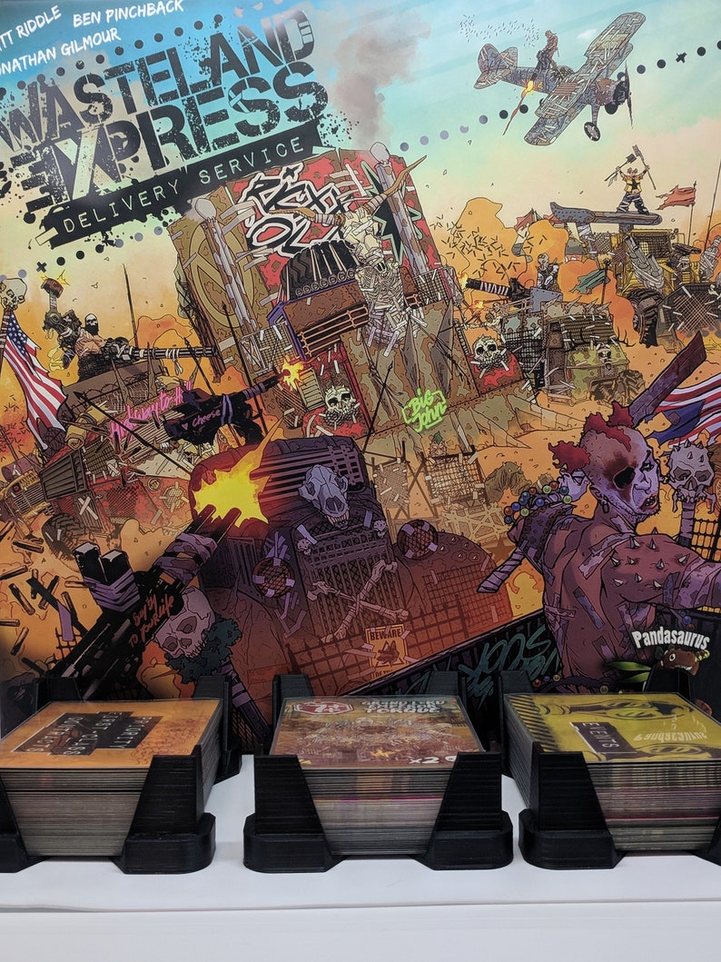 Wasteland Express Delivery Service Kortfack med ärmar - 3D-utskriven brädspelsorganisatör bild 3