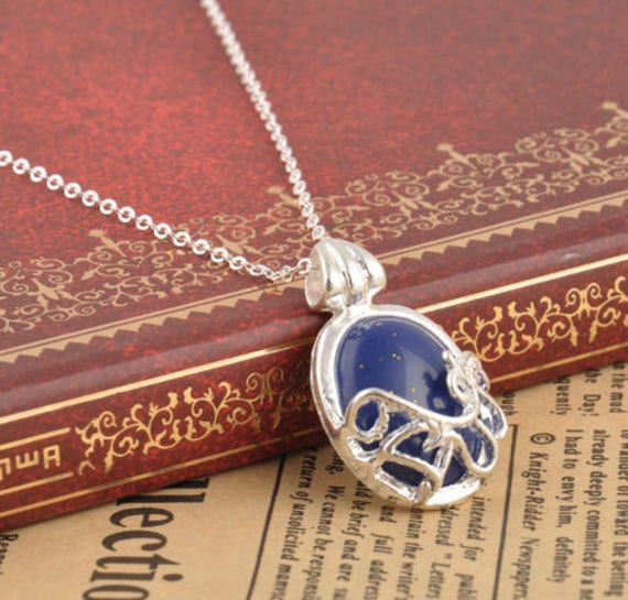 Lapis Lazuli Pendent Necklace - image 1