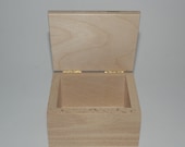 Handcrafted wooden box cm 9, 5x8, 5x5.