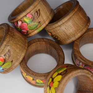 6 Servilleteros redondos de madera marrón oscuro