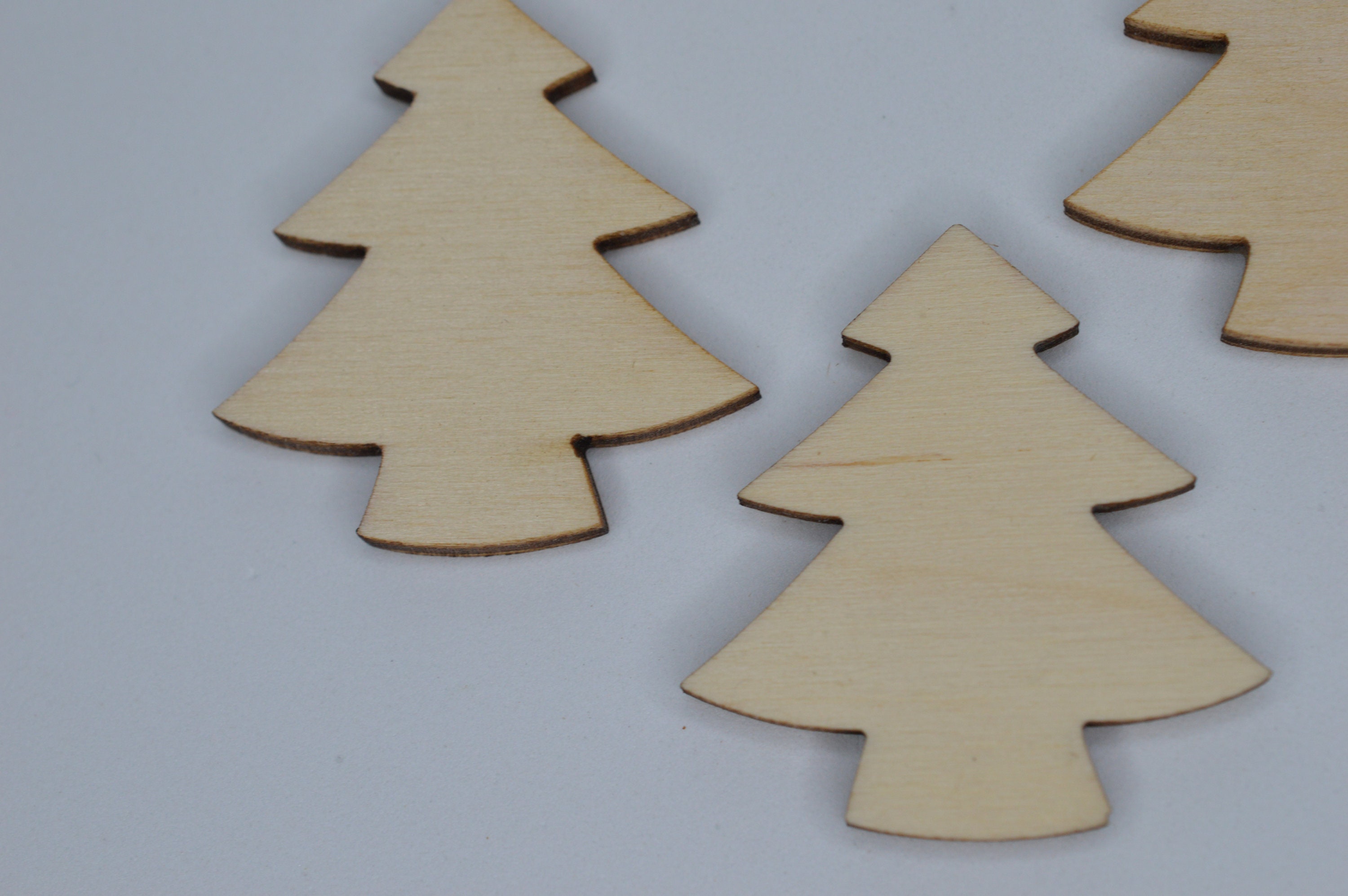 手作りの木製クリスマスツリー形2cm 20個 - Etsy 日本