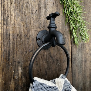 Towel Ring, Wall Mount Towel Holder, Metal Wall Decor, Kitchen Decor, Bathroom Decor, Metal Wall Art