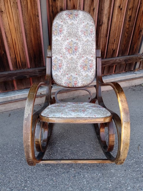 Bentwood rocking chair value new arrivals