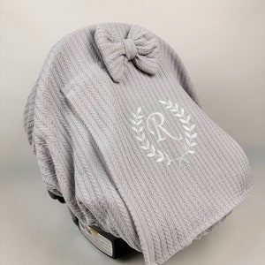 Funda para asiento de coche sin asas para bebé niña y niño en piqué gris claro con ventana de malla Peekaboo, funda personalizada para asiento de coche (100 % algodón)