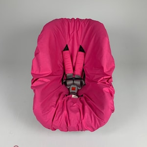 Protector de asiento de coche para bebé en color fucsia con fundas para correas, 100 % algodón orgánico, regalo personalizado para baby shower