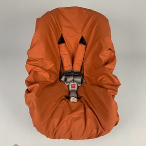 Protector de asiento de coche para bebé, color canela, con fundas para correas, 100 % algodón, regalo personalizado para baby shower.