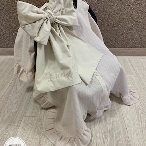 カーシートキャノピーカバー 女の子と男の子用 モスリンガーゼ フリル&リボン パーソナライズカーシートカバー