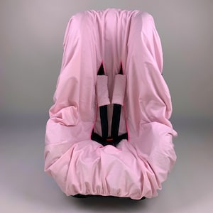 Wasserdichter Kleinkind-Autositzschutz für Kinder in Pink mit Gurtbezügen, 100% Bio-Baumwolle, anpassbares Babypartygeschenk