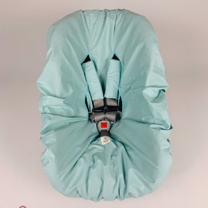 Protector de asiento de coche para bebés en color menta con fundas para correas, 100 % algodón orgánico, regalo personalizado para baby shower